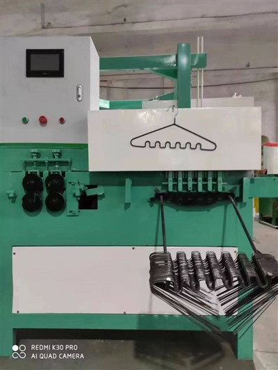 Otomatik Elbise Askısı Üretim Makinası